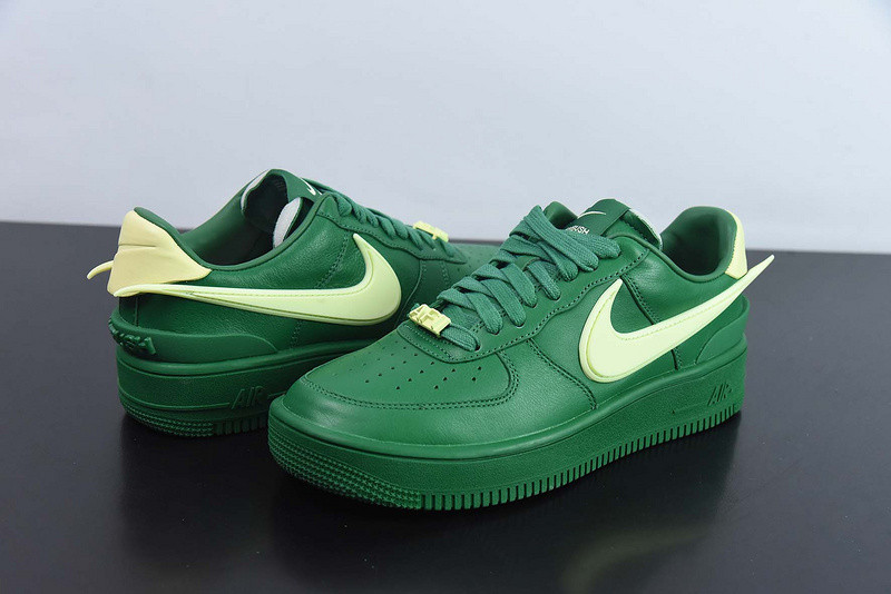 Nike AMBUSH X AIR FORCE 1 LOW 