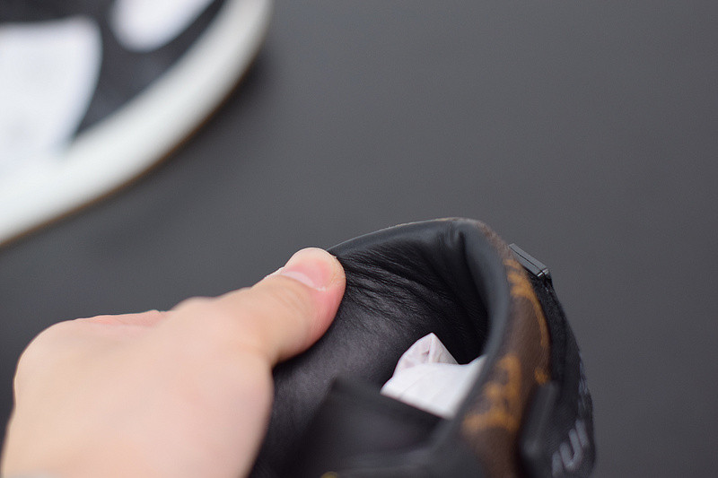 LVT SNEAKERS