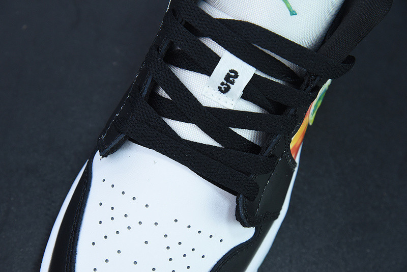 AIR JORDAN 1 LOW SE GS 