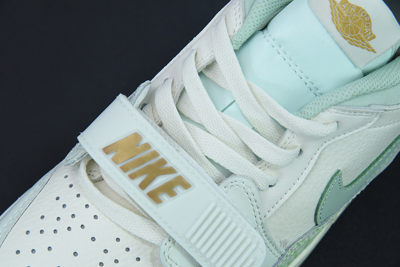 AIR JORDAN LEGACY 312 