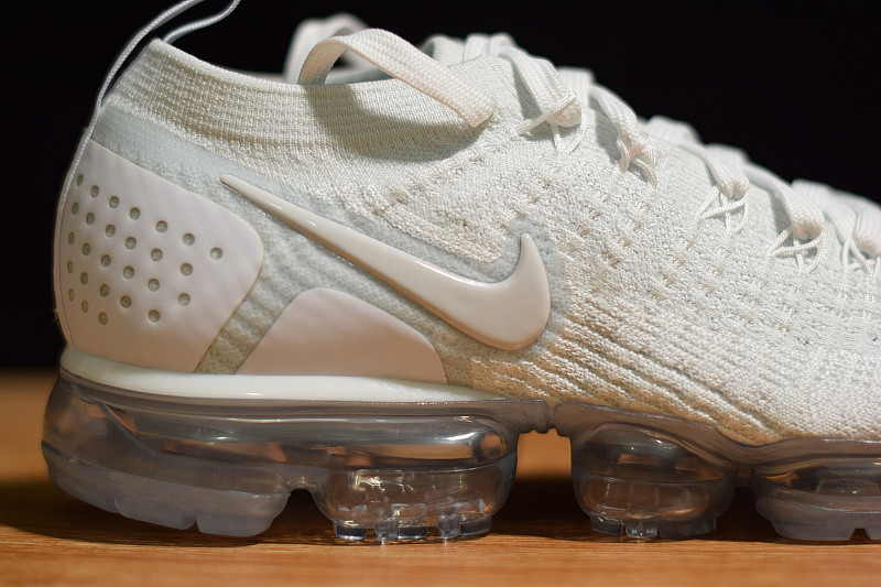 NIKE AIR VAPORMAX FLYKNIT 2 