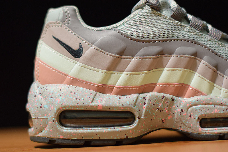 NIKE AIR MAX 95 SE 