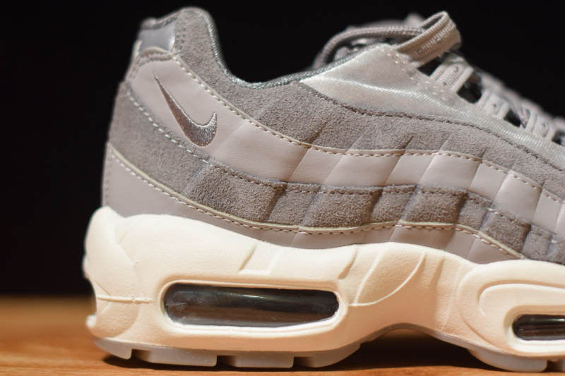 NIKE AIR MAX 95 LX 