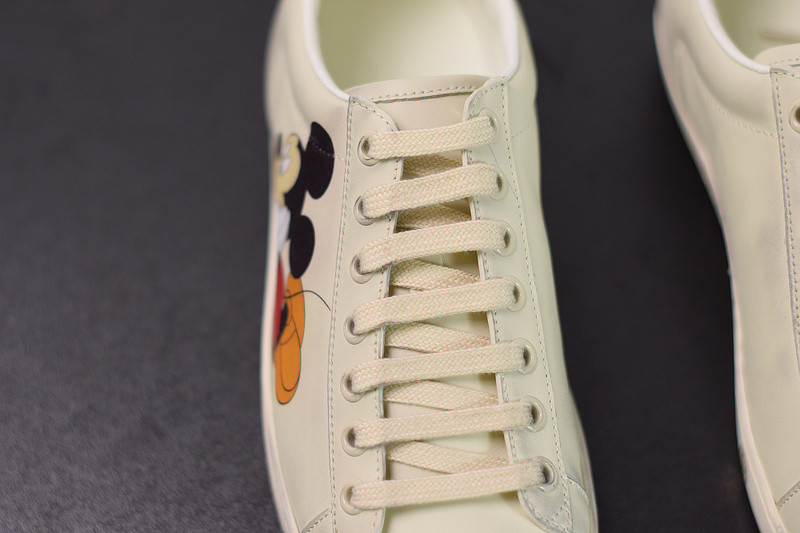 G*u*i ace embroidered low-top sneaker