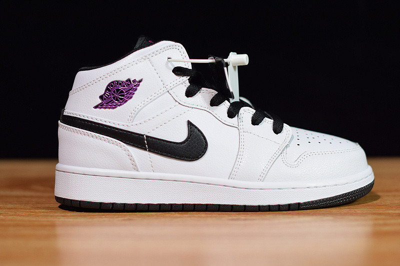 AIR JORDAN 1 MID WHITE BLACK FUCHSIA BLAST (GS) 555112-138
