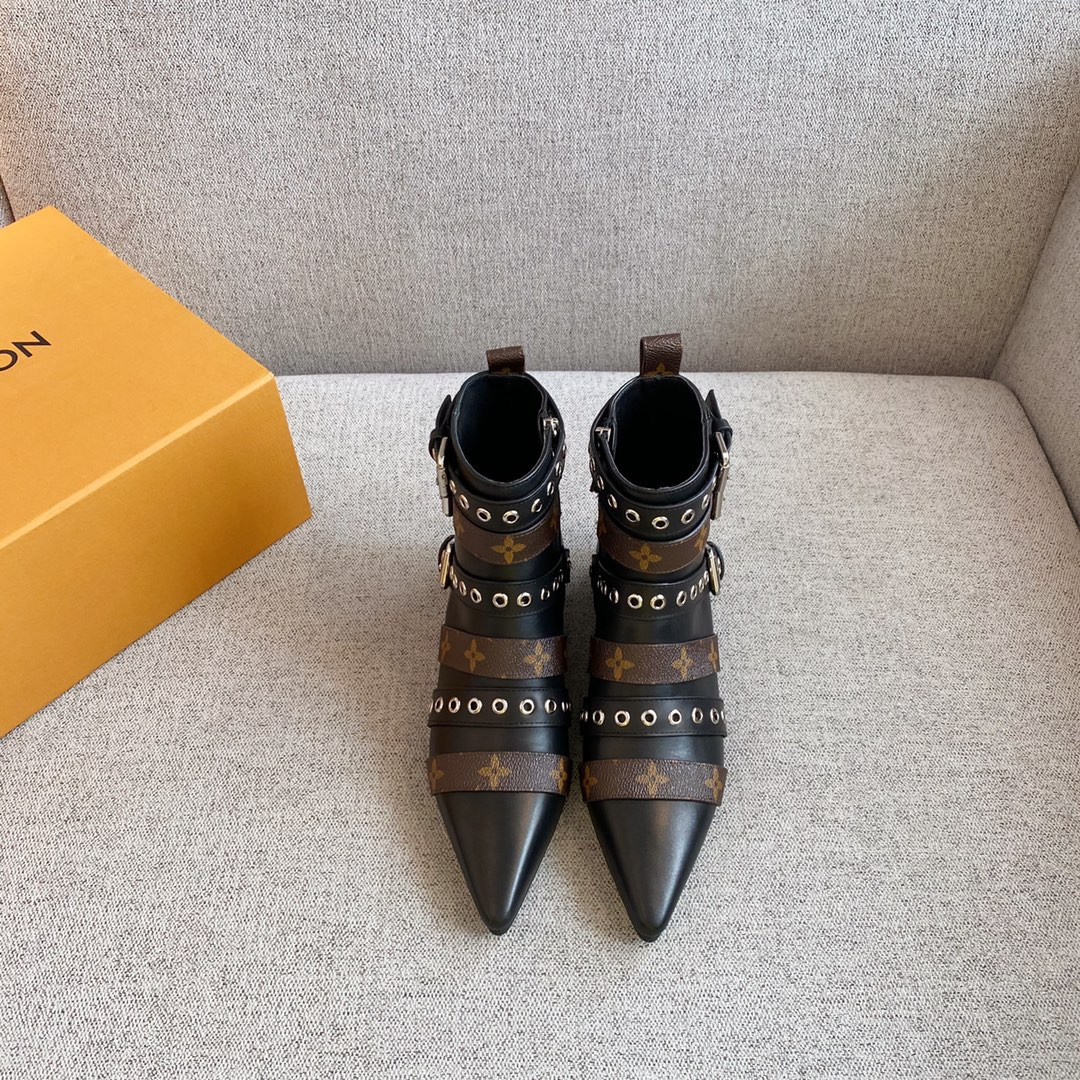 LVT BOOTS