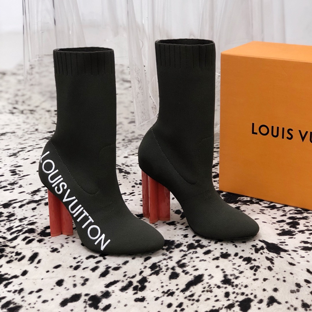LVT BOOTS