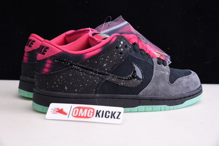 DUNK LOW PREMIUM SB AE QS 