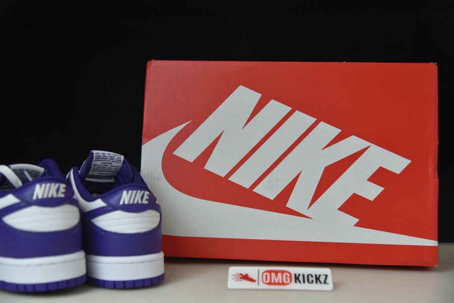 NIKE SB DUNK LOW 