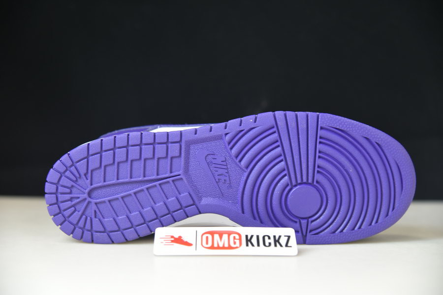 NIKE SB DUNK LOW 
