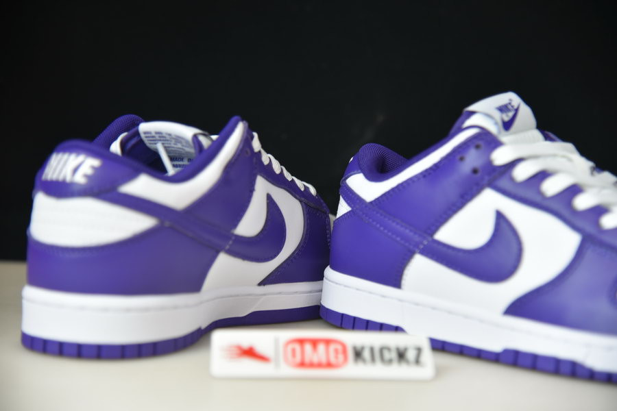 NIKE SB DUNK LOW 