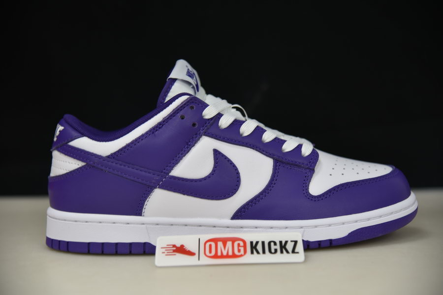 NIKE SB DUNK LOW 