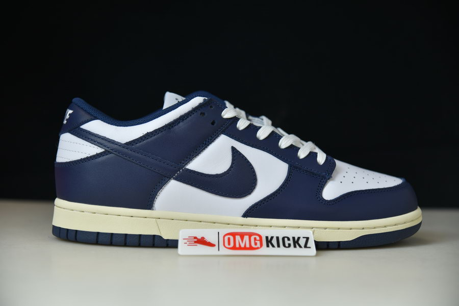 NIKE SB DUNK LOW 