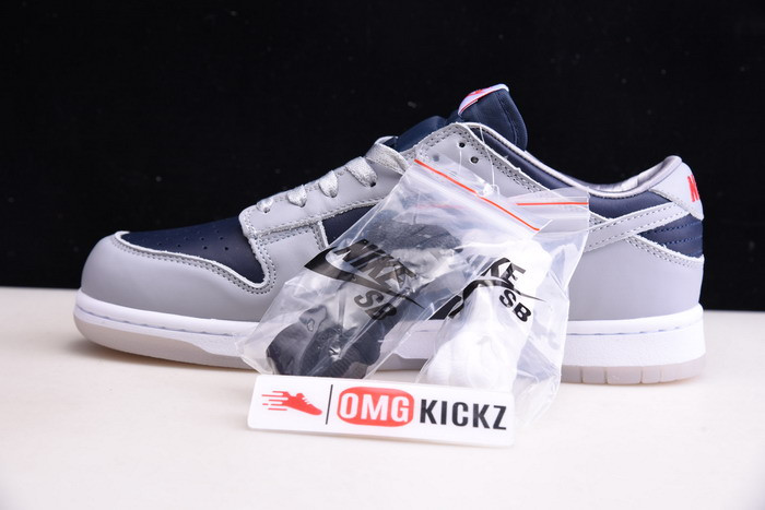 DUNK SB LOW DD1768-400