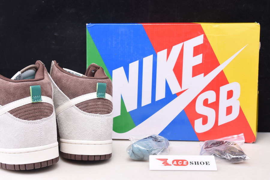 NIKE DUNK HIGH 