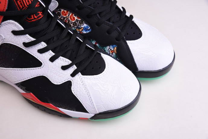 AIR JORDAN 7 RETRO GREATER CHINA CW2805-160
