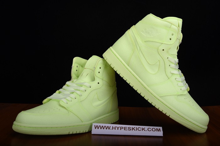AIR JORDAN 1 HIGH PREMIUM “BARELY VOLT”  AH7389-700
