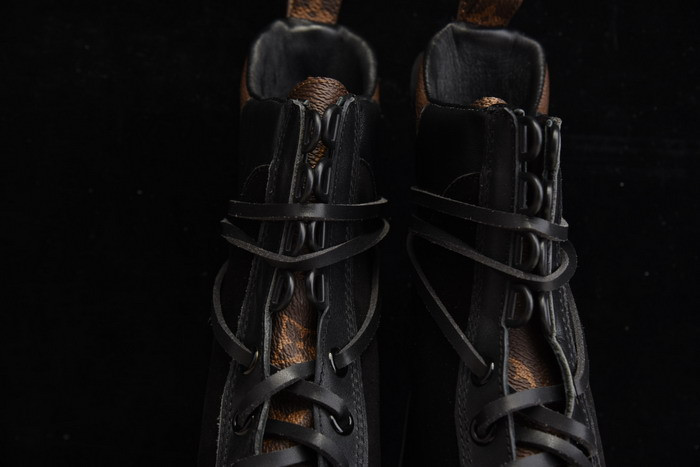 LVT BOOTS