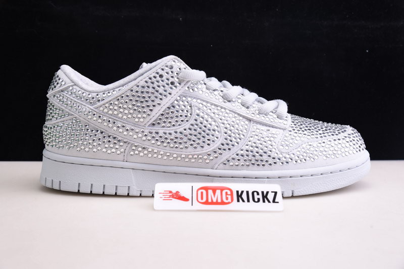 CACTUS PLANT FLEA MARKET X SWAROVSKI X DUNK LOW