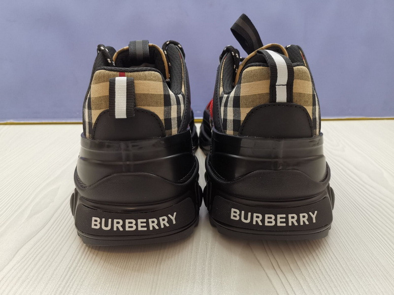 Burberry Sneaker