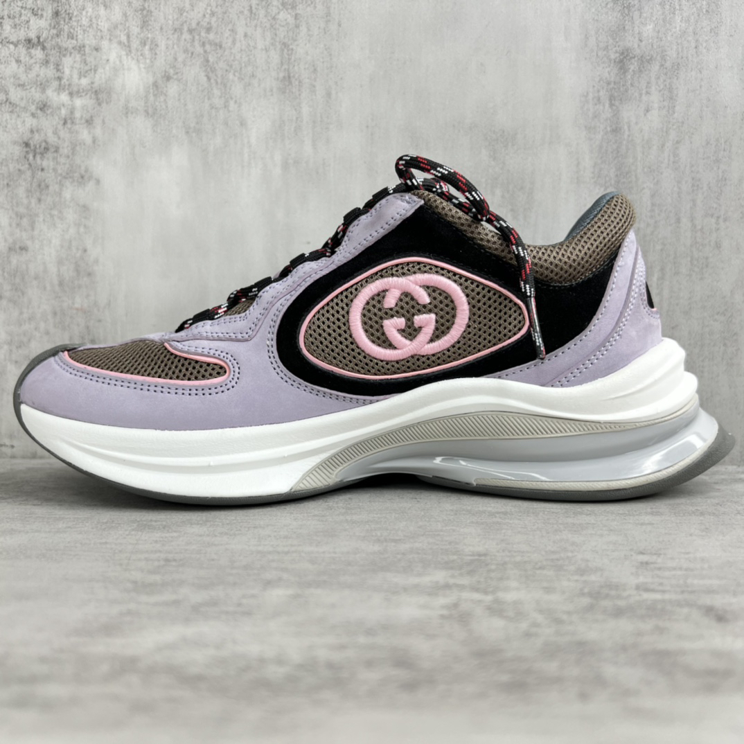 G*u*i sneaker