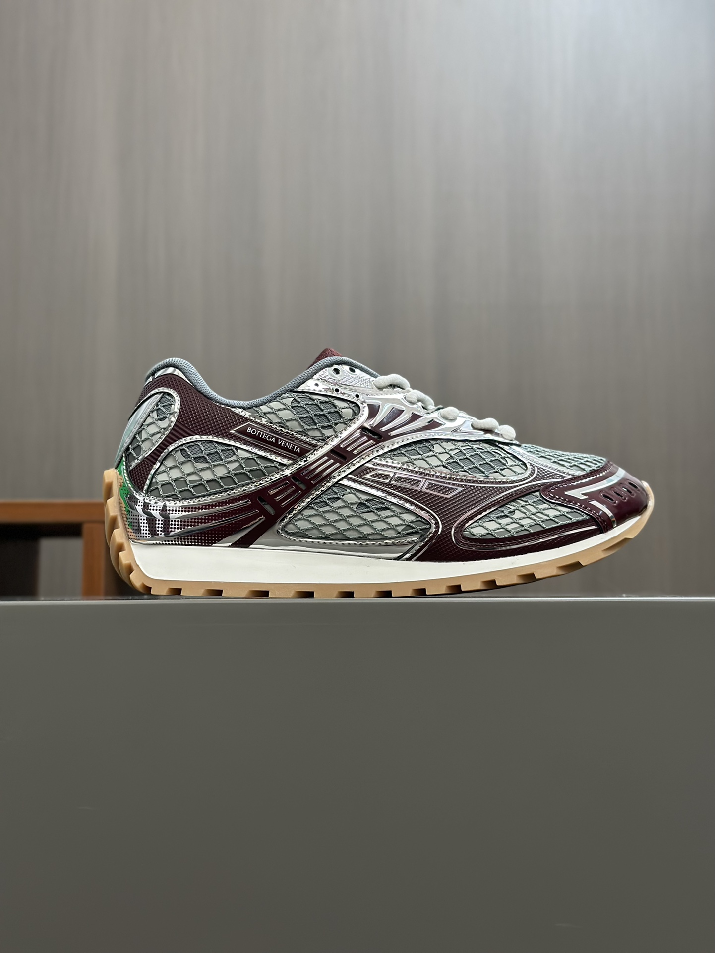 bo*te*ga Ve*ne*ta orbit sneaker