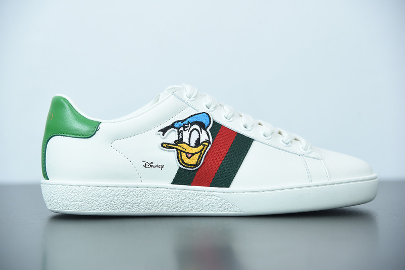 G*u*i sneaker