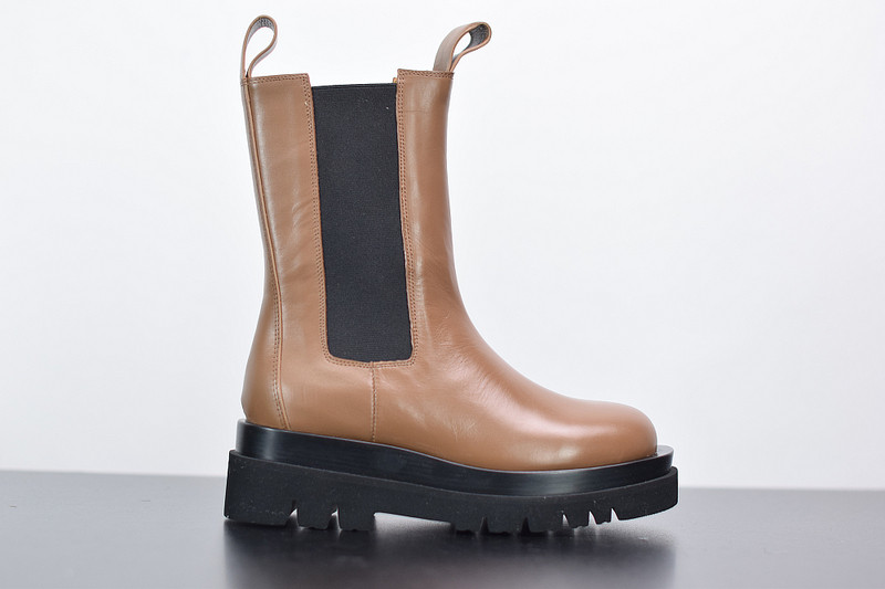b0tte*a Ven*ta sneaker