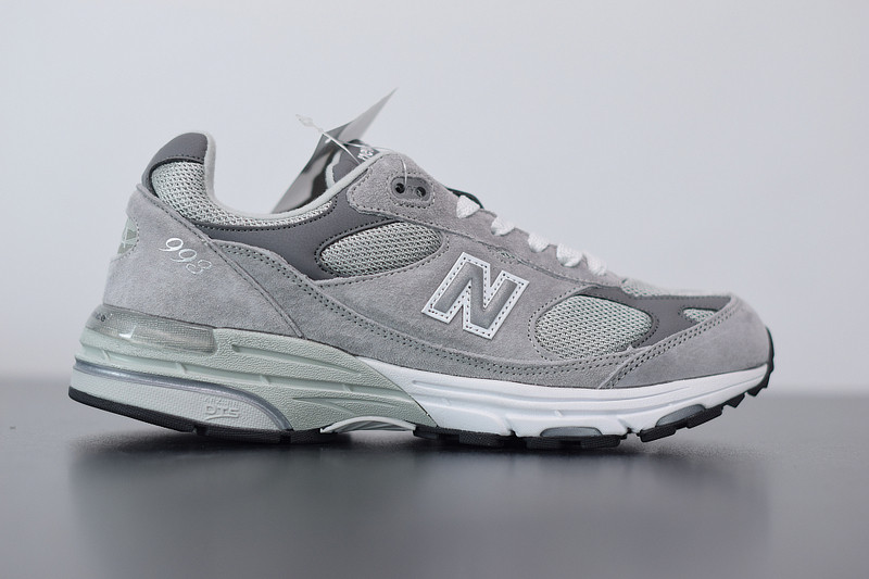 NEW BALANCE MR993GL