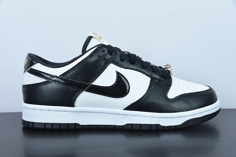 NIKE DUNK LOW "WORLD CHAMP" DR9511-100