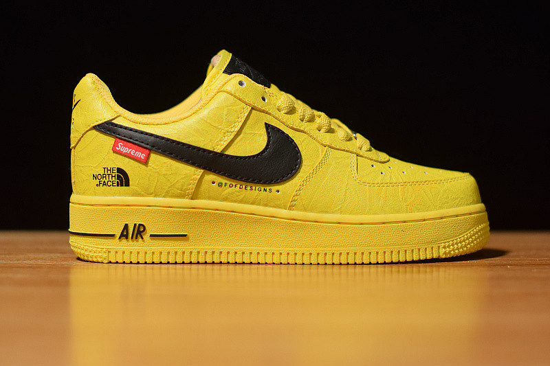 NIKE AIR FORCE 1 ''07 X Supreme X THE NORTH FACE SUP AR3066-400