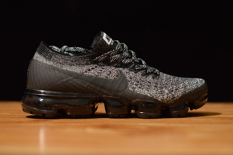 NIKE AIR VAPORMAX ''OREO'' 2.0 849558-041