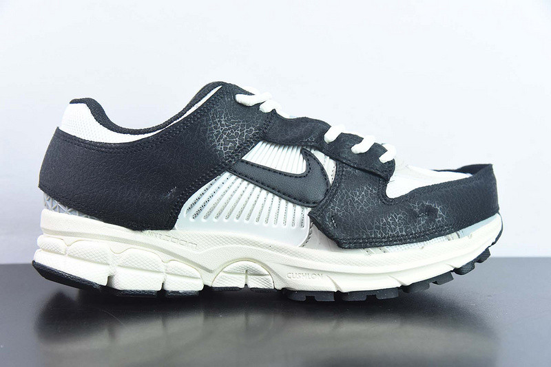 Nike Air Zoom Vomero 5 ''Timeless'' FJ5474-133