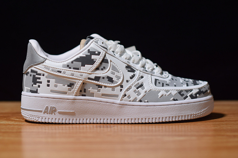 NIKE AIR FORCE 1 LOW PREMIUM 08 Qs ''DIGI CAMO'' 520505-100